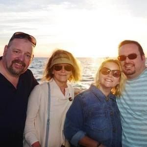 Meet your Posher, Dixie